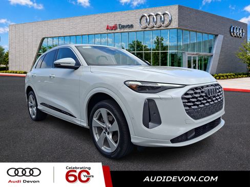 Used 2025 Audi Q5 Premium w/ Premium Plus AWD/4WD image 1