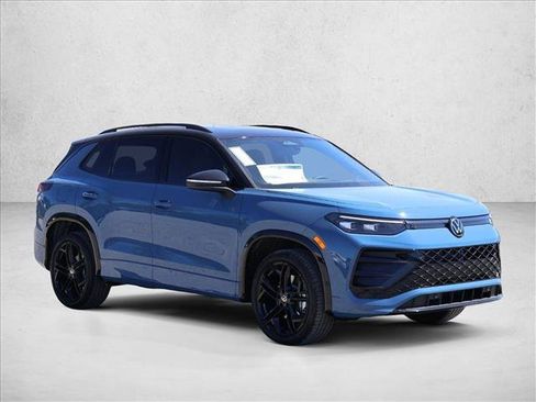 New 2026 Volkswagen Tiguan SE R-Line AWD/4WD image 6