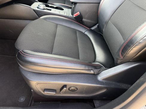 Used 2025 Ford Escape ST-Line image 29