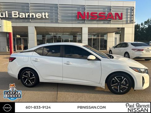 Used 2024 Nissan Sentra SV FWD image 3