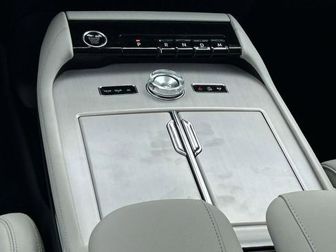 New 2026 Lincoln Navigator Reserve AWD/4WD image 17