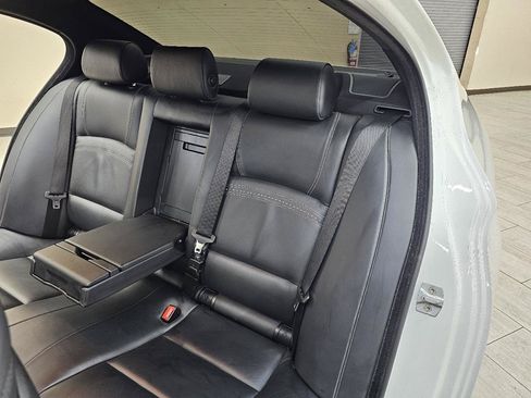 Used 2016 BMW 535i Sedan RWD image 27
