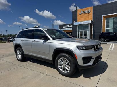New 2026 Jeep Grand Cherokee Laredo