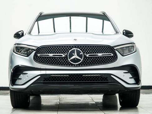 Used 2023 Mercedes-Benz GLC 300 4MATIC image 8