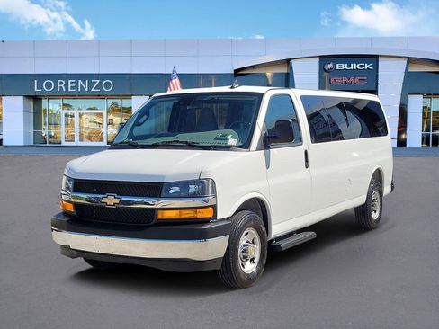 Used 2025 Chevrolet Express 3500 LT w/ LT Preferred Equipment Group RWD image 1