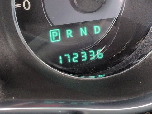 Used 2014 Chrysler 200 Limited w/ Sun/Sound Group image 12