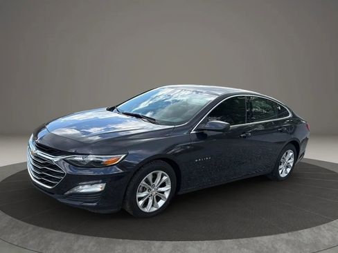 Used 2023 Chevrolet Malibu LT FWD image 2