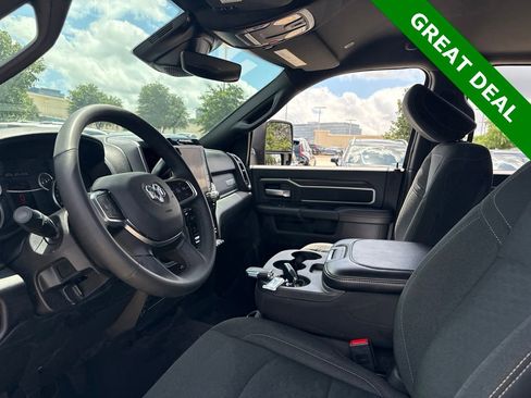 Used 2025 RAM 2500 Big Horn AWD/4WD image 19