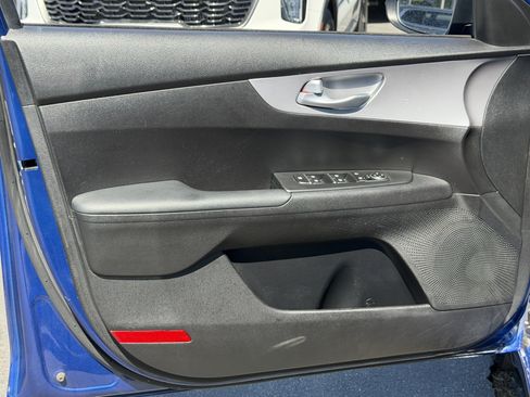 Certified 2023 Kia Forte LXS FWD image 13