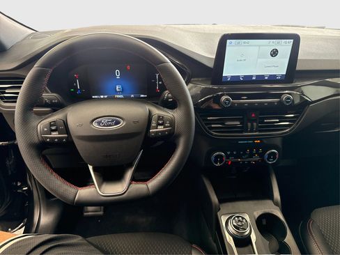 Used 2025 Ford Escape ST-Line w/ Cold Weather Package AWD/4WD image 22
