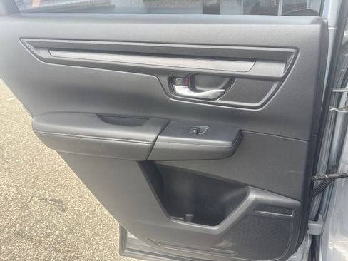 Used 2024 Honda CR-V LX image 23