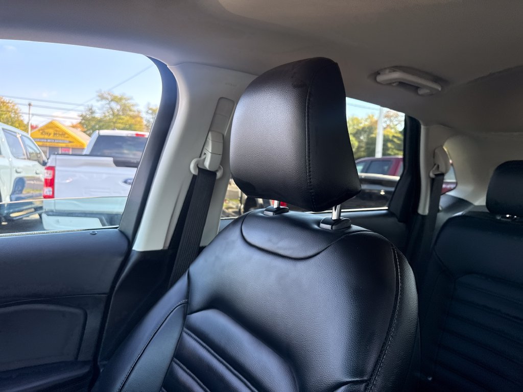 Used 2024 Ford Edge SEL w/ Convenience Package AWD/4WD image 44