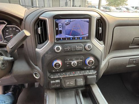 Used 2022 GMC Sierra 1500 Denali w/ Denali Reserve Package AWD/4WD image 12