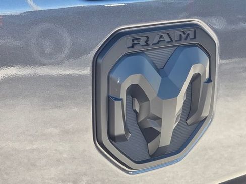 Used 2023 RAM 1500 Laramie AWD/4WD image 15