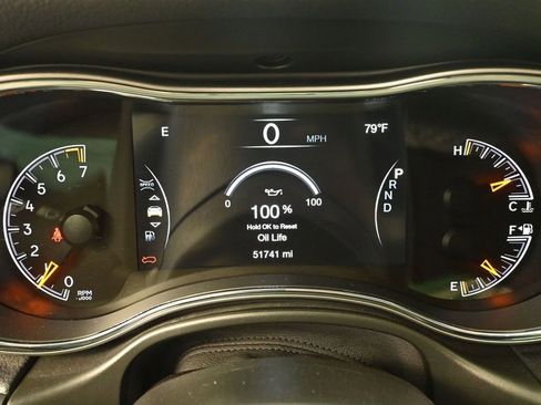 Used 2021 Jeep Grand Cherokee Laredo X AWD/4WD image 33