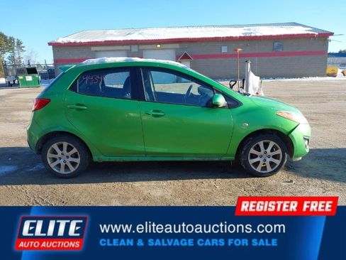 Used 2012 MAZDA MAZDA2 Touring image 28