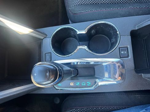 Used 2017 Chevrolet Equinox LT w/ Convenience Package image 23