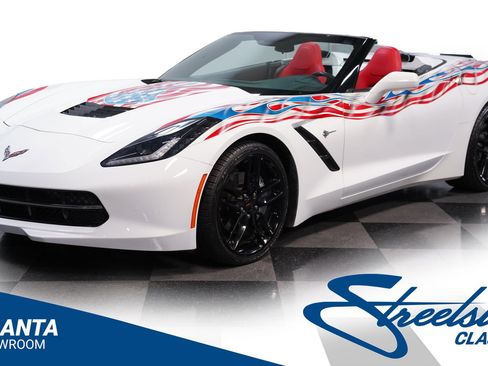 Used 2018 Chevrolet Corvette Stingray Convertible w/ 1LT RWD image 1