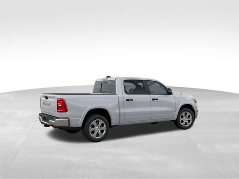 New 2026 RAM 1500 4x4 Crew Cab image 5