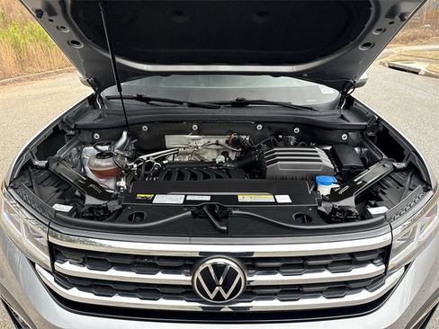 Used 2021 Volkswagen Atlas SE w/ Panoramic Sunroof Package image 18