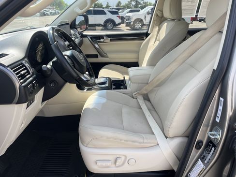 Used 2023 Lexus GX 460 Premium w/ Premium Plus Package AWD/4WD image 15