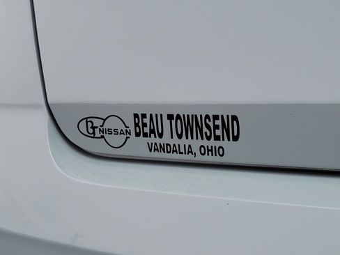 Used 2025 Hyundai Venue SEL FWD image 6