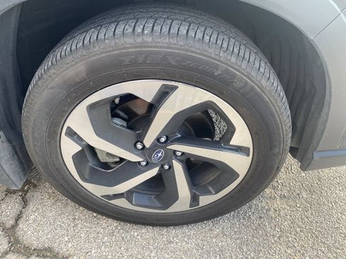 Certified 2023 Subaru Forester Touring AWD/4WD image 11