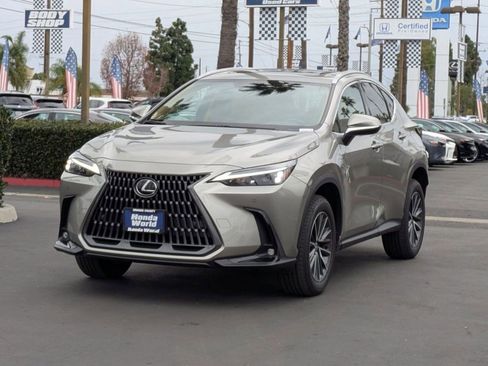 Used 2026 Lexus NX 350h 350h Premium image 3