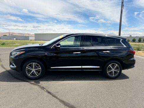 Used 2016 INFINITI QX60 Luxe w/ Premium Package AWD/4WD image 5