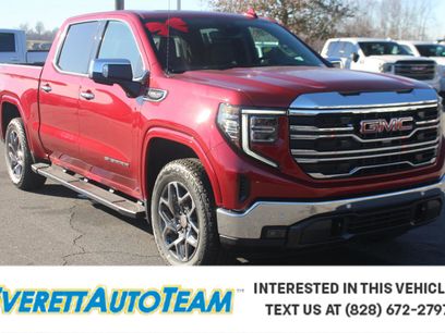 New 2026 GMC Sierra 1500 SLT w/ SLT Premium Plus Package