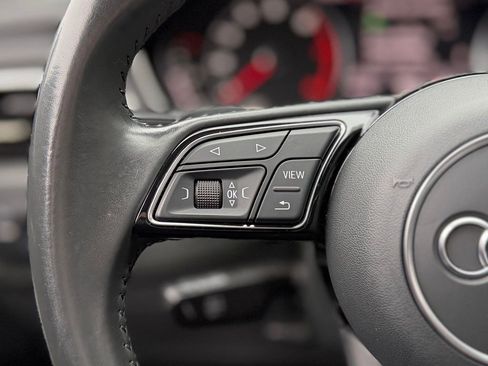 Used 2018 Audi A4 2.0T Premium w/ Convenience Package image 11