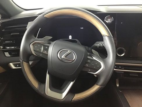 Used 2023 Lexus RX 350 Premium Plus image 11