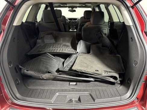 Used 2016 Chevrolet Traverse LT w/ Traveler's Package image 35