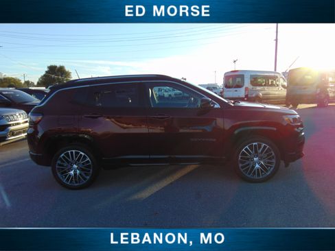 Used 2022 Jeep Compass Limited w/ Elite Group image 5