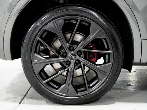 Used 2025 Audi SQ5 Premium Plus w/ Premium Plus Package image 35