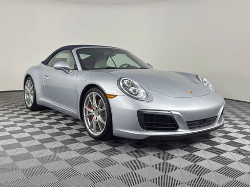 Used 2017 Porsche 911 Carrera S RWD image 2