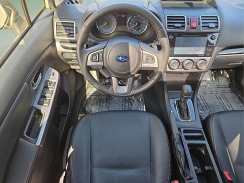 Used 2016 Subaru Crosstrek 2.0i Limited image 12