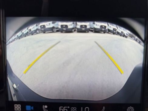 Used 2021 Volvo XC40 P8 Recharge image 12