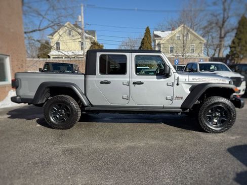 Used 2020 Jeep Gladiator Mojave w/ Dual Top Group image 4