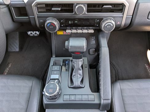Used 2025 Toyota 4Runner TRD Sport Premium AWD/4WD image 31