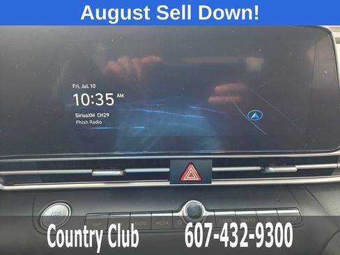 Certified 2024 Hyundai Elantra SEL w/ Convenience Package FWD image 16