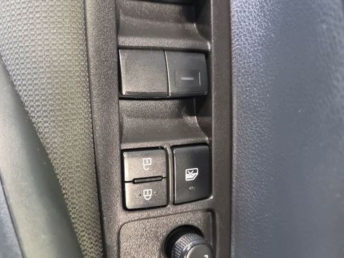Used 2024 Toyota Corolla LE FWD image 14