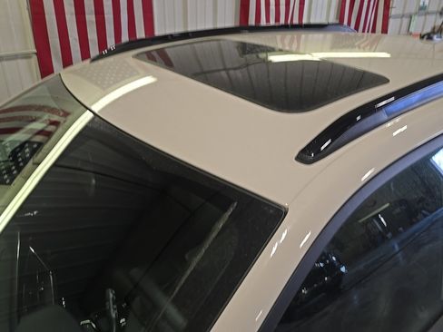 New 2026 Chevrolet Trax RS w/ Sunroof Package image 6