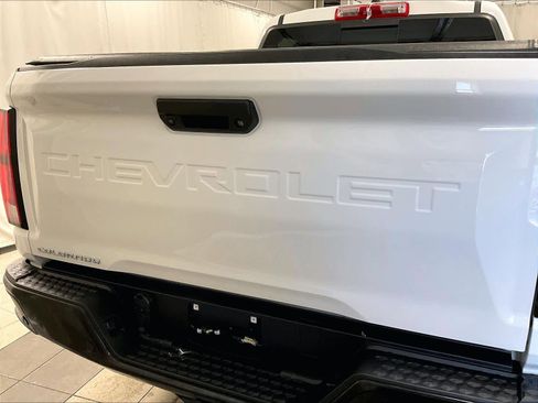 Used 2024 Chevrolet Colorado Z71 w/ Z71 Convenience Package 2 image 28