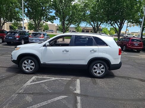 Used 2011 Kia Sorento LX w/ Convenience Pkg AWD/4WD image 5