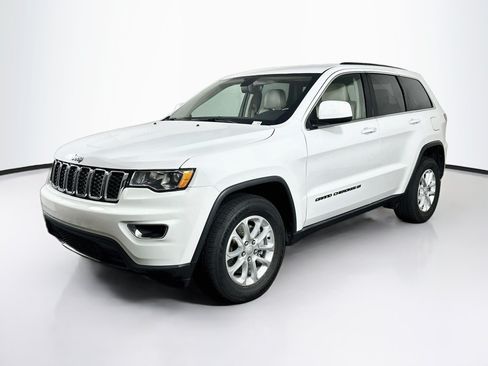 Used 2022 Jeep Grand Cherokee Laredo E RWD image 3