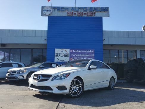 Used 2015 Mercedes-Benz E 400 E 400 w/ Premium 1 Package image 2