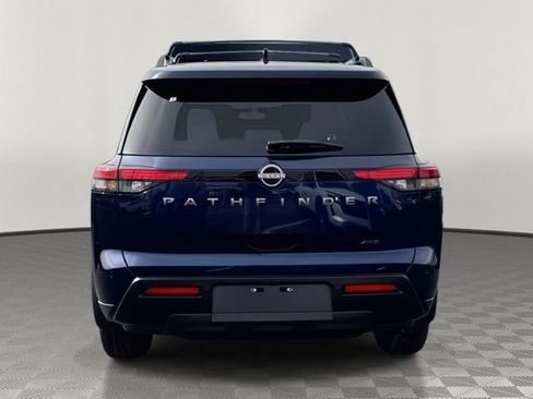New 2026 Nissan Pathfinder SV image 4