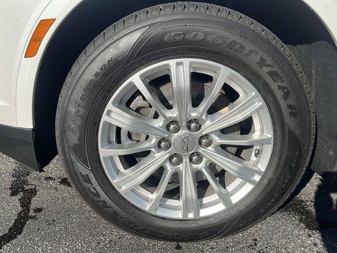 Used 2018 Cadillac XT5 AWD image 24