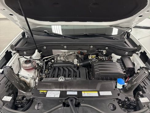 Used 2022 Volkswagen Atlas Cross Sport SE image 27